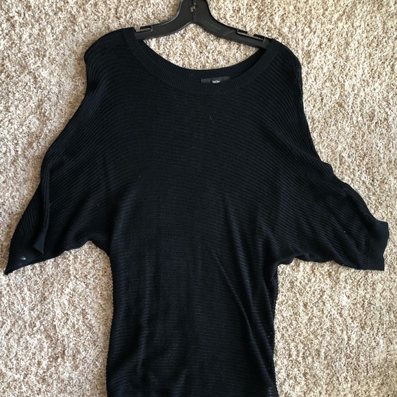 ••Mossimo Sweater - Picture 3 of 4